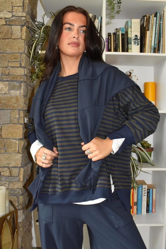 Sunday Morning Chill Sweatshirt Navy & Khaki